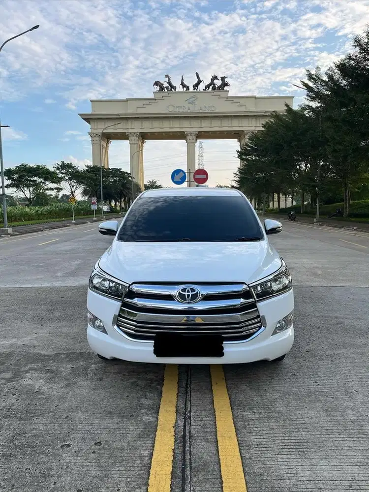 Toyota Innova 2.4 G AT 20217