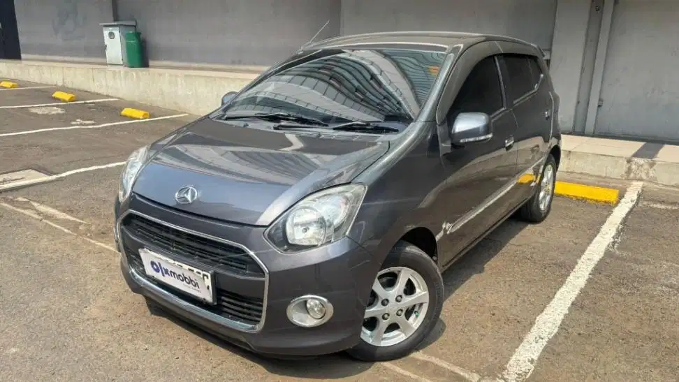 LOW DP Daihatsu Ayla 1.0 X Bensin-AT 2015 3GF