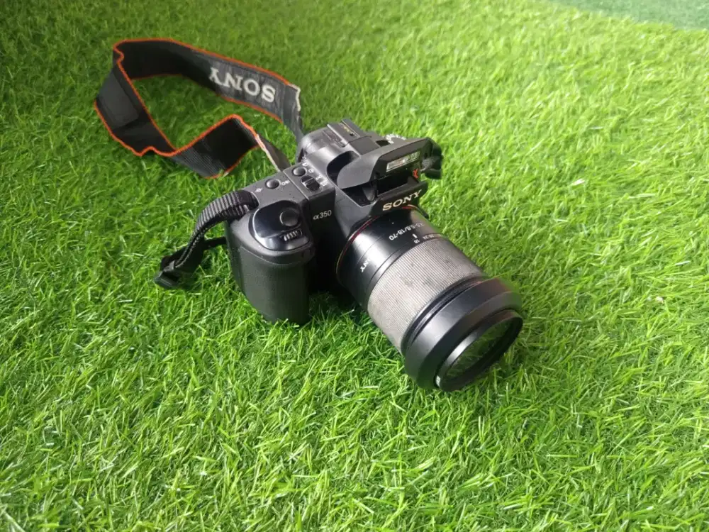 Jual Kamera Sony Alpha DSLR A-350 Tilting Screen Second