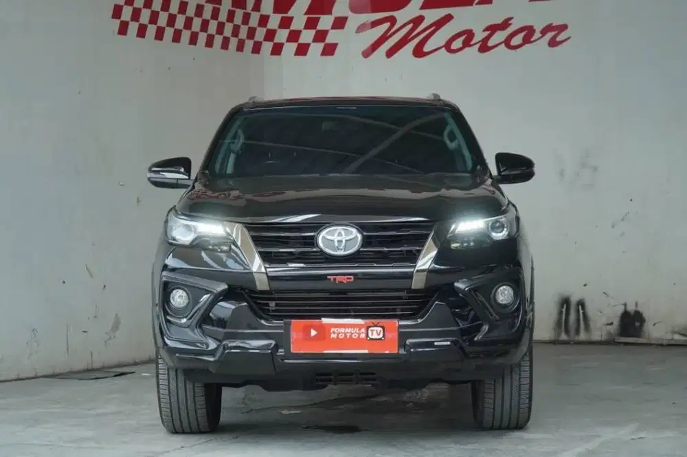 Fortuner VRZ TRD Kick Sensor 2.4 AT 2020