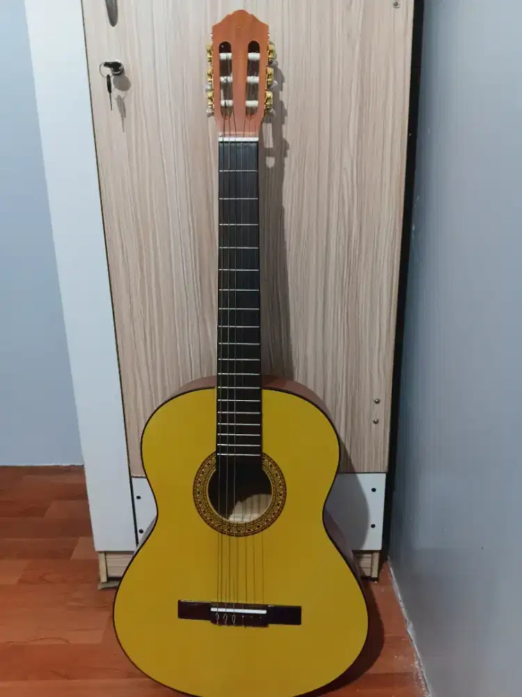 Gitar Klasik Nilon - 450rb Fullset (Bonus Lengkap)