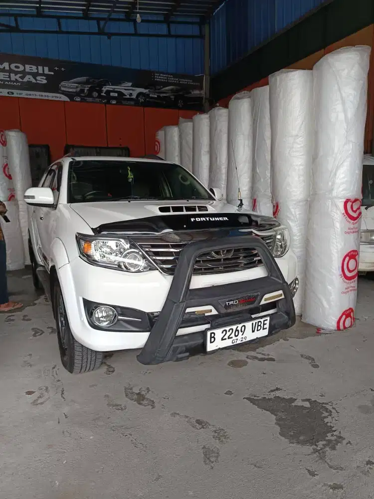 TOYOTA FORTUNER MT
