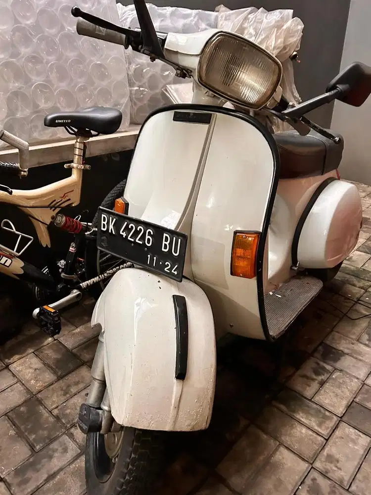 Vespa PX 150 tahun 1983