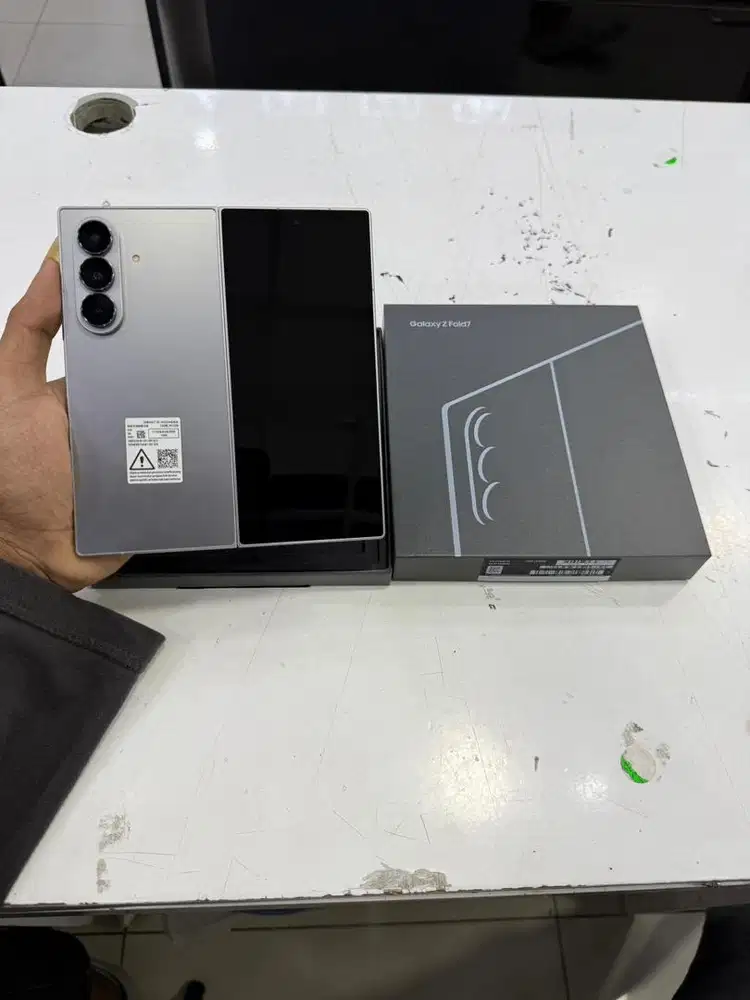 samsung fold 7 12/512 pemakaian 1 bulan doang