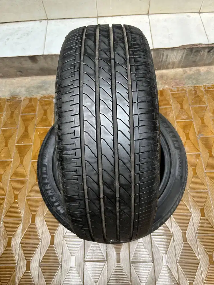 Ban Bridgestone Turanza T005A  215 55 r17  1Pcs