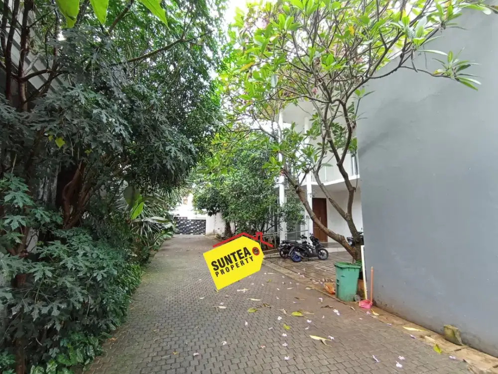 Rumah Mewah Jakarta Selatan + Swimming Pool, LT 543 m², SHM! (im)