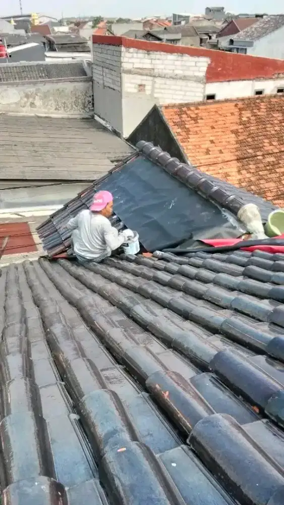 Jasa perbaikan atap bocor, talang air, dan dak rembes