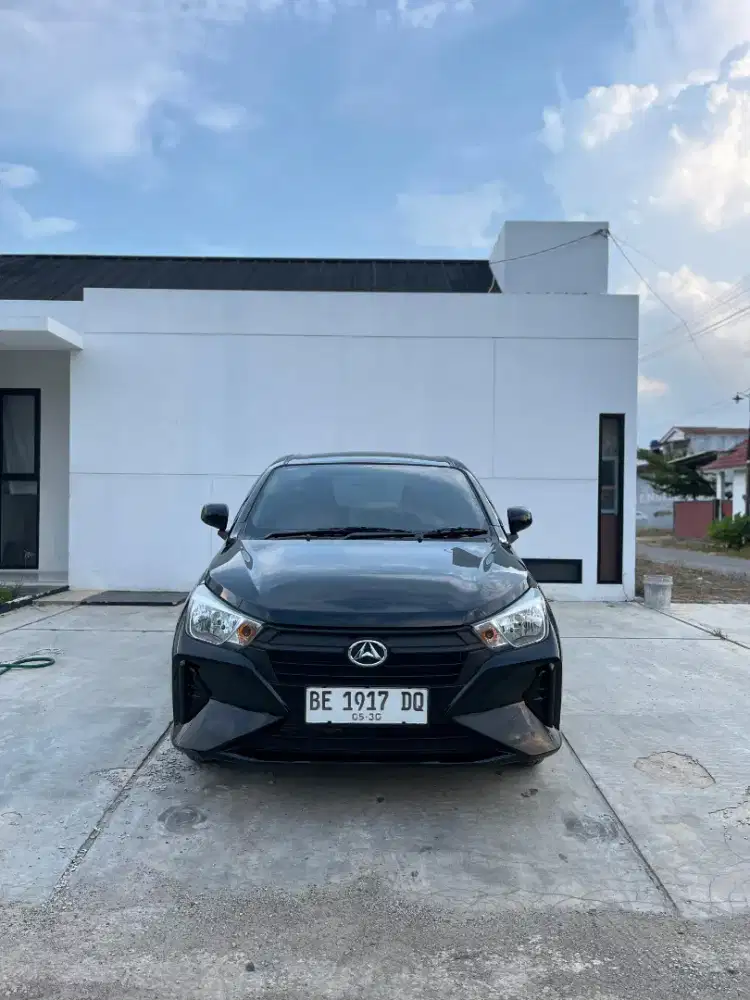 Ayla M MT 2025 km 1000 perak