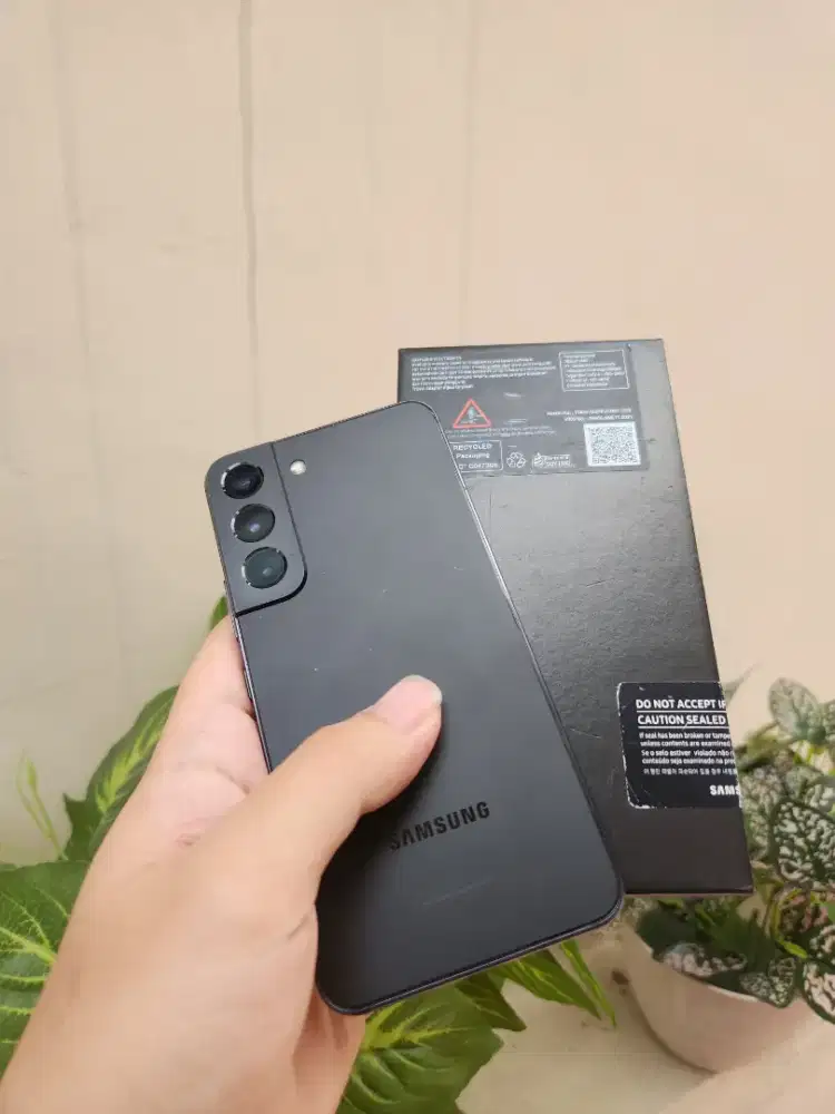 Samsung S22 8/256GB SEIN Indonesia