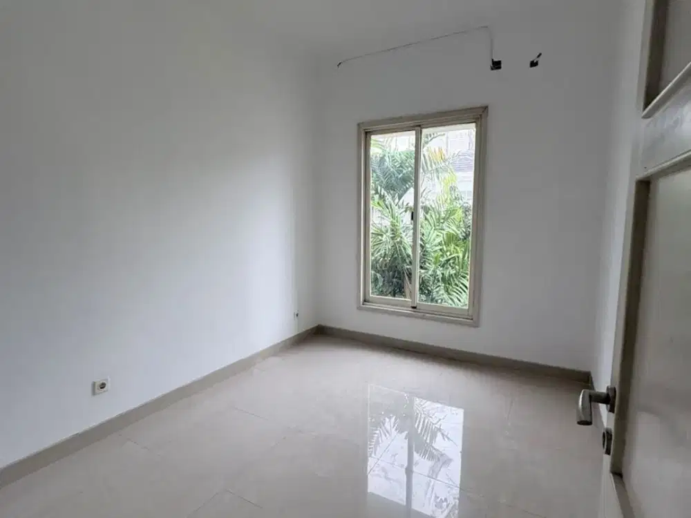 Disewakan Rumah 2 Lantai Unfurnished di Pascal Gading Serpong