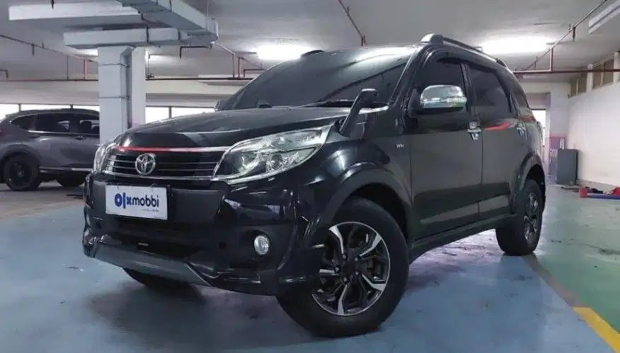 TDP 9,JT, Toyota Rush 1.5 S Bensin-AT Hitam 2017