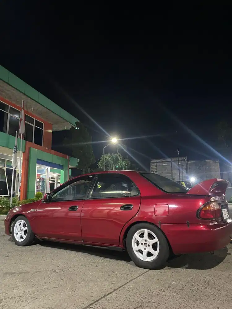 Mazda Lantis 1996 Bensin
