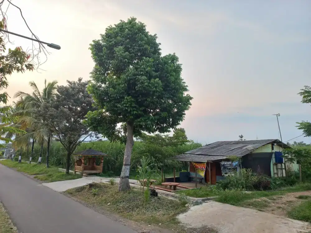 Jual tanah lokasi strategis