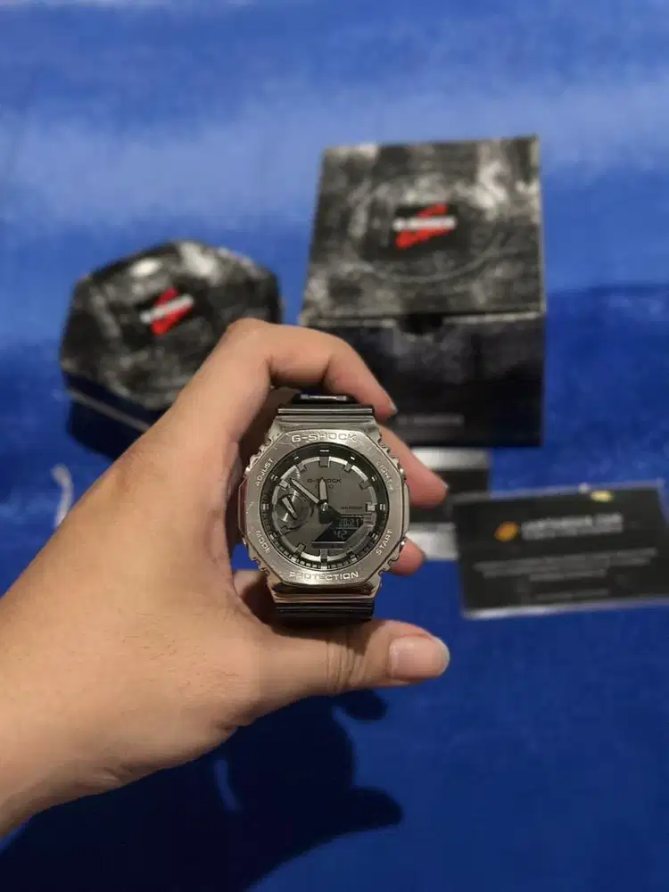 gshock gm2100 1adr