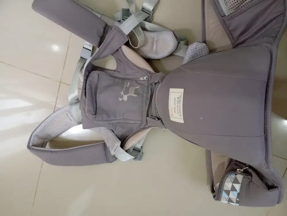 Hipseat Aiebao / Gendongan Bayi