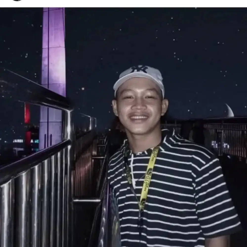 Mencari pekerja yang penting halal.jika ada security  boleh juga