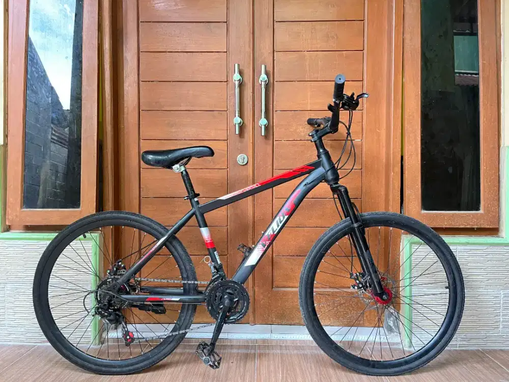 VELION UK 26 LIKE NEW Upgrde pedal, frehub, sproket megarange