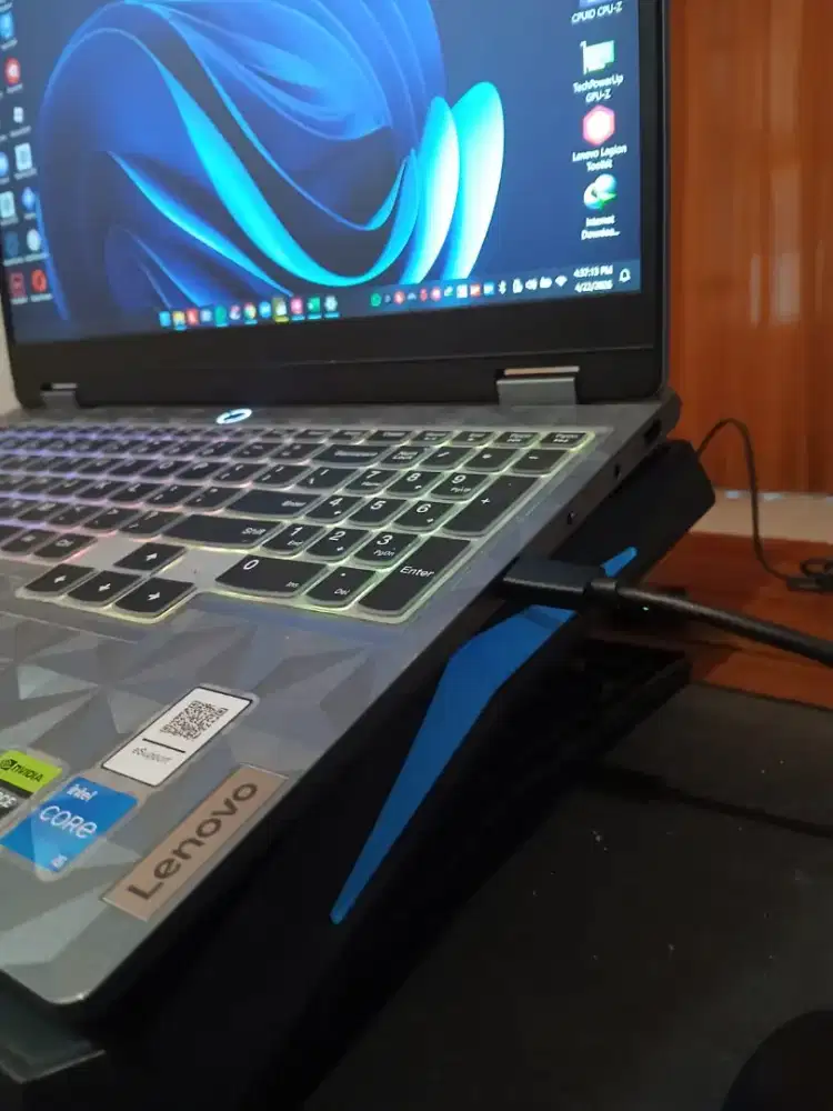 Lenovo LOQ 15IRX10 i5 RTX 5050 Fullset