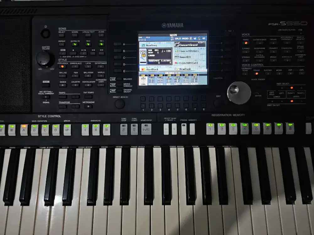 Keyboard Yamaha PSR S950