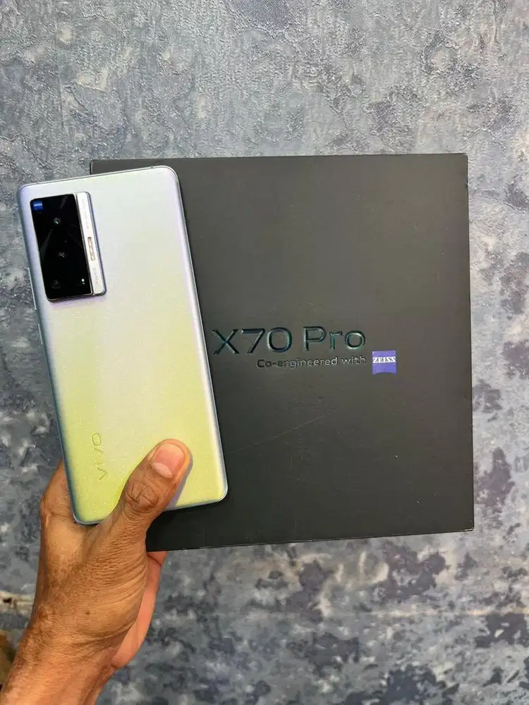Vivo X70 Pro 12/256 Aurora