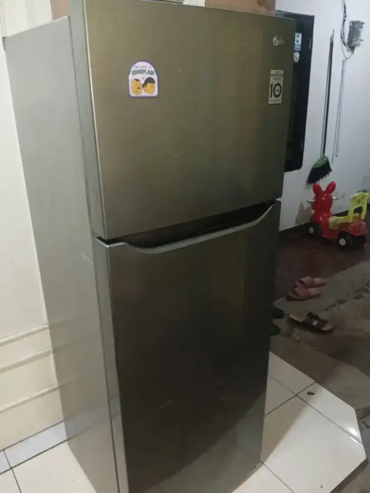 Kulkas LG inverter 2 pintu