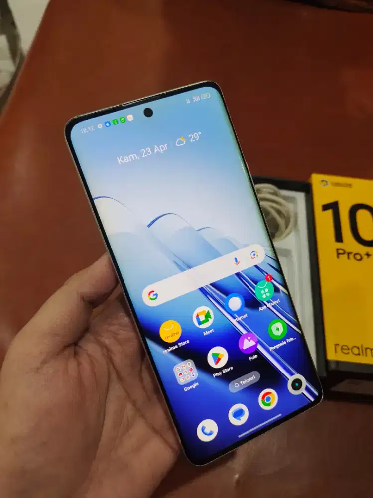Realme 10 Pro+ 5g ram 12+12/256