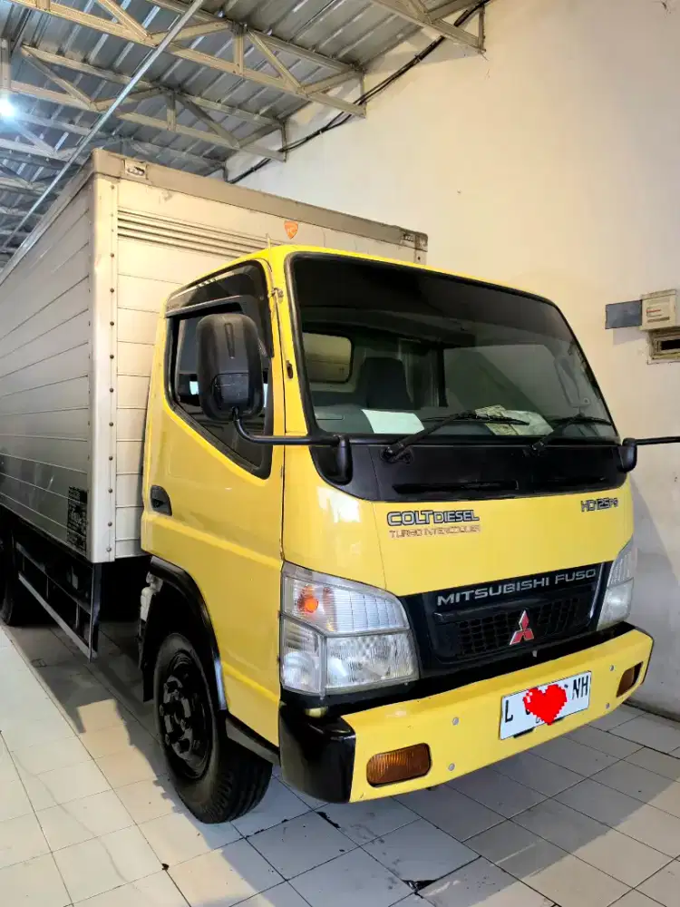 Colt Diesel Canter Ban Dobel Full Box HD 6 Roda 2015/2016 Ors KIM