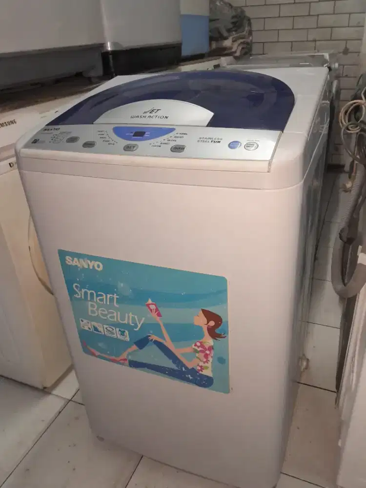 Mesin Cuci SANYO Otomatis