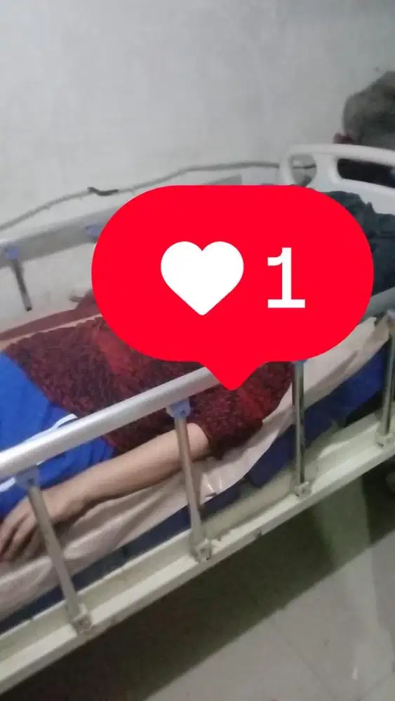 Dicari untuk menjaga dan merawat orang sakit