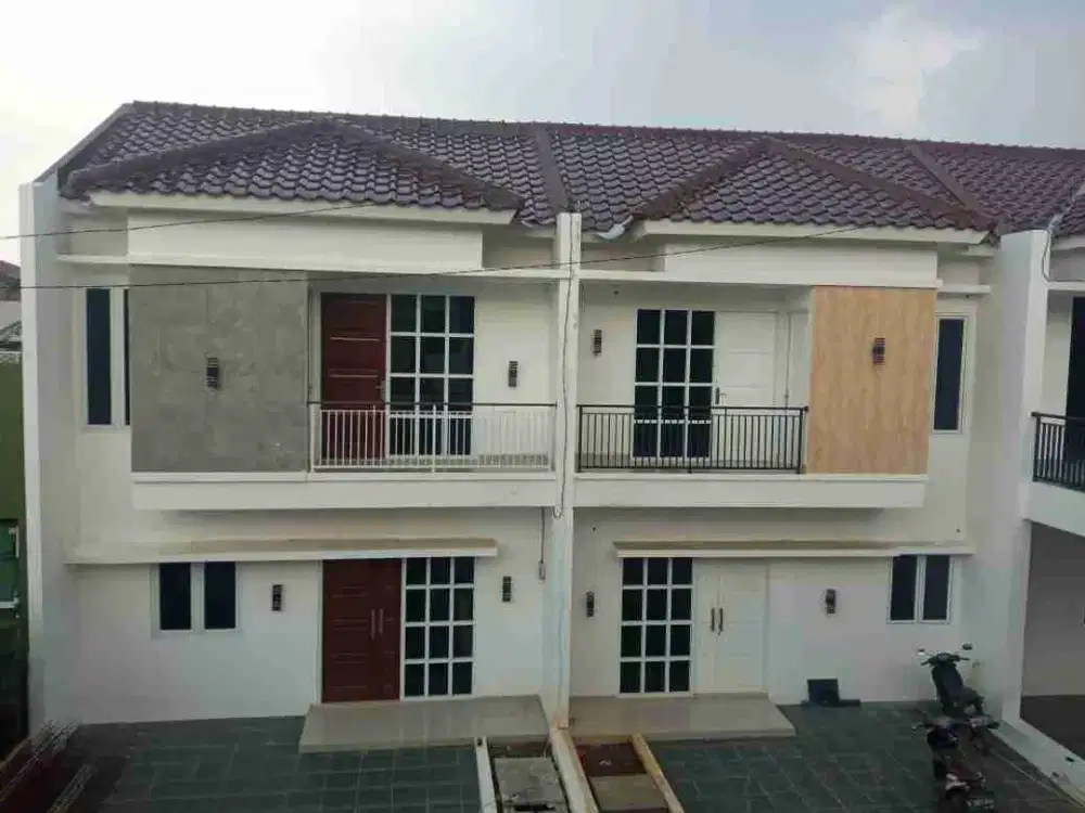 Rumah dalam cluster lokasi sangat strategis dekat stasiun LRT Jatibening dinding ful batamerah dijatibening
