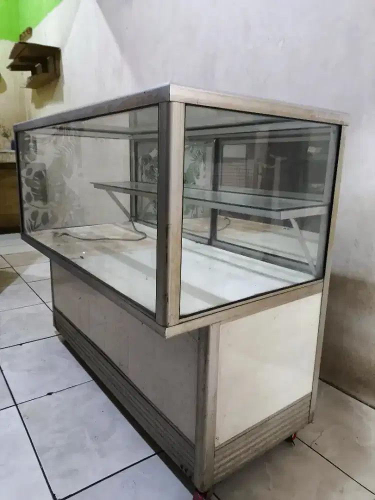 Etalase 1M Cocok buat usaha