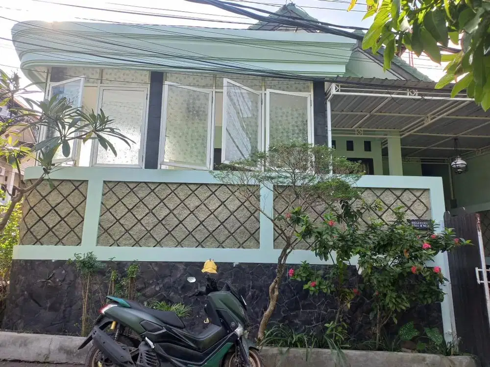 Rumah furniture di taman griya
