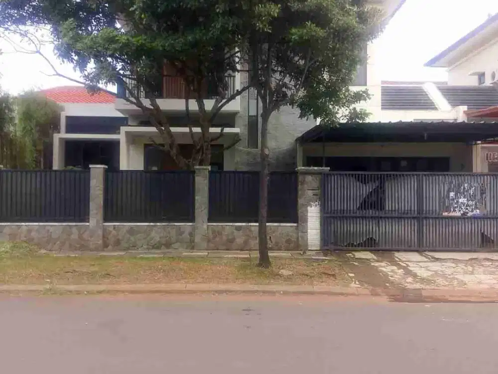 rumah hook 2 lantai siap huni,bebas banjir,semi furnished di cluster heliconia Extention,kota harapan indah,Bekasi