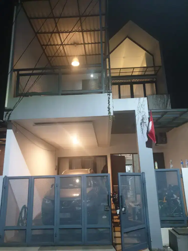 Di Jual Rumah di Grand Depok City (GDC) Cluster alamanda, Depok