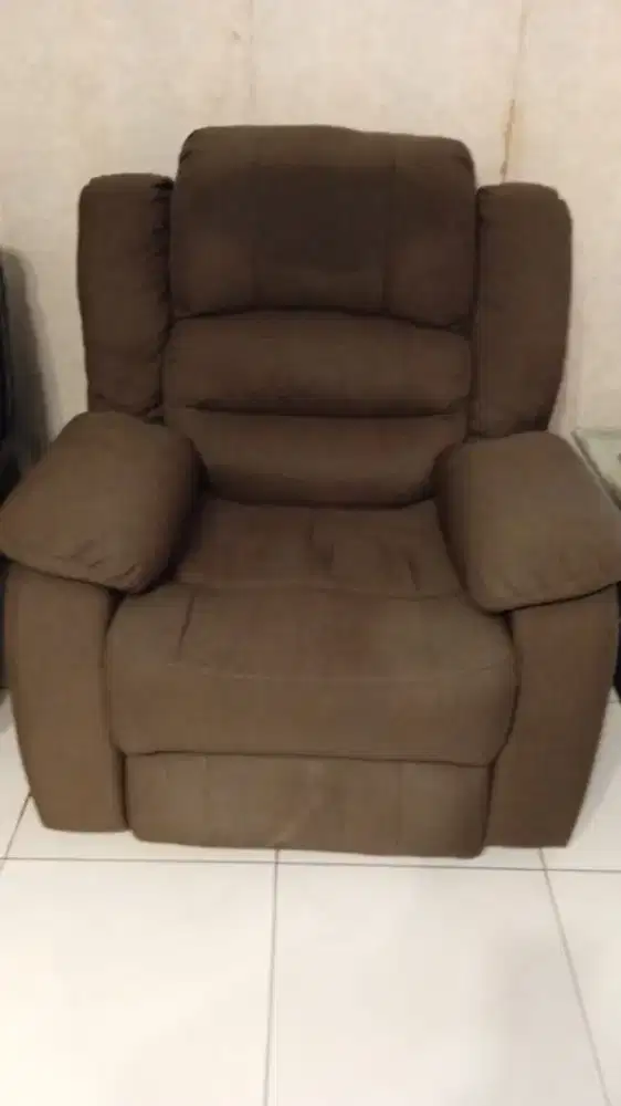 Kursi santai masih bagus