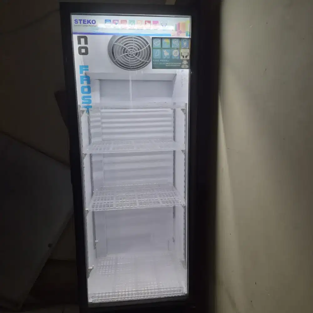 Dijual chiller baru pemakaian blm sampai 2 tahun masih bagus terawat