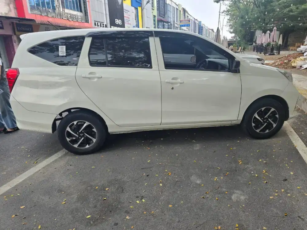 Sigra 1.0 D pajak 1 tahun