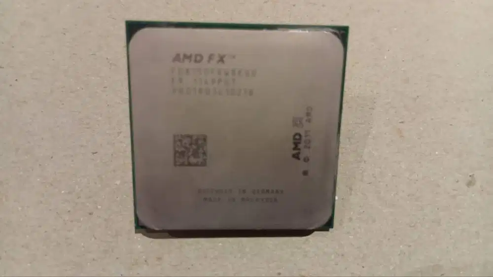 CPU AMD FX 8150 8 Core 3.6Ghz AM3+ FX8150