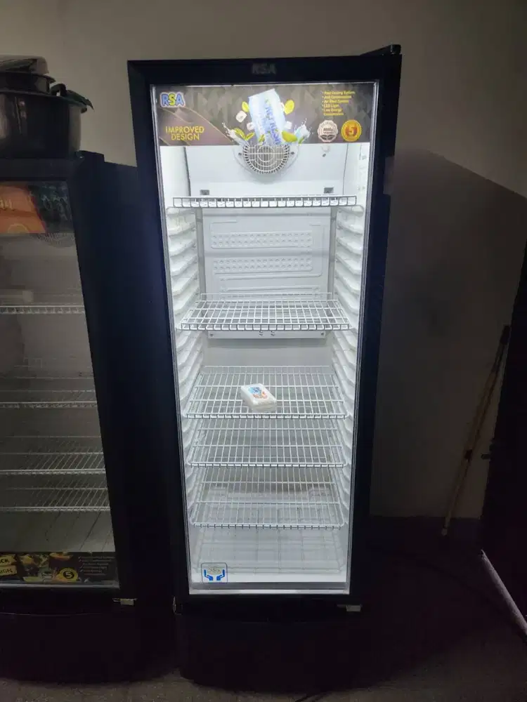 Jual murah Showcase/Chiller/Kulkas merek RSA Tipe 300 N
