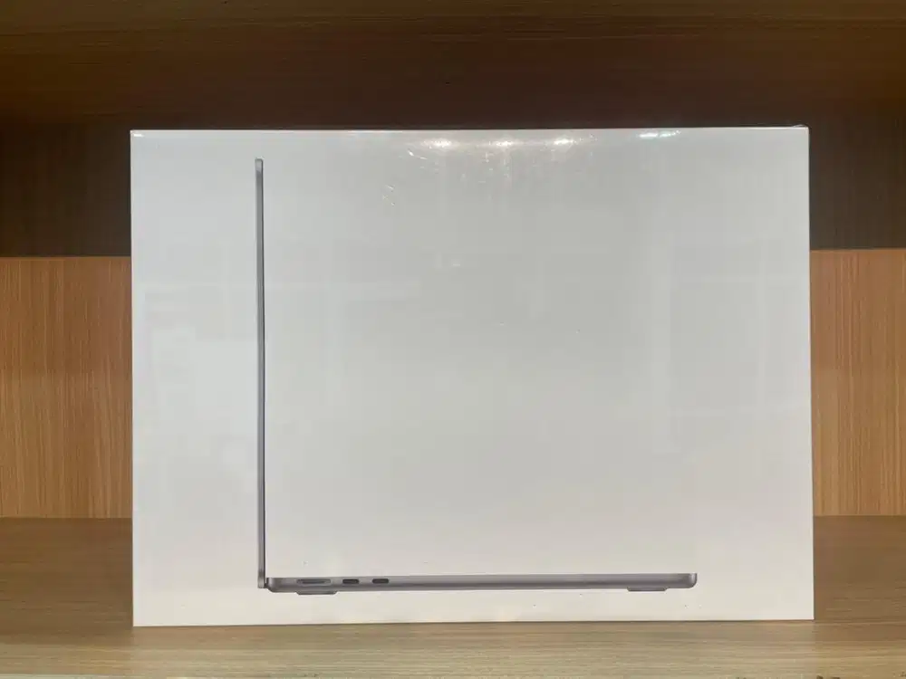 MACBOOK AIR M2 BRAND NEW