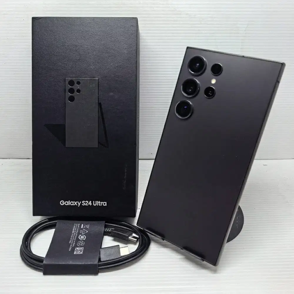 LIKE NEW MULUS SAMSUNG GALAXY S24 ULTRA 5G  12/512 Titanium Bllack EX