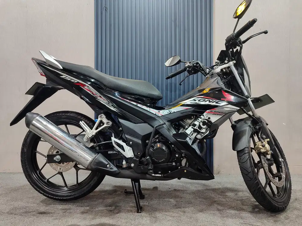 Sonic 150R 2016 istimewa mulus terawat siap pakai...