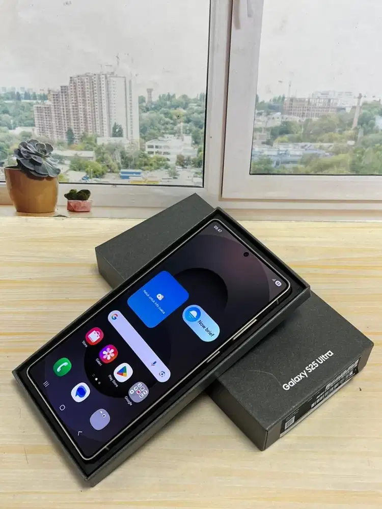 Samsung S25 Ultra 12/1TB Second Fullset