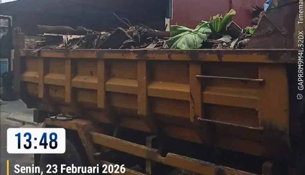 Buang puing tanah dan smph