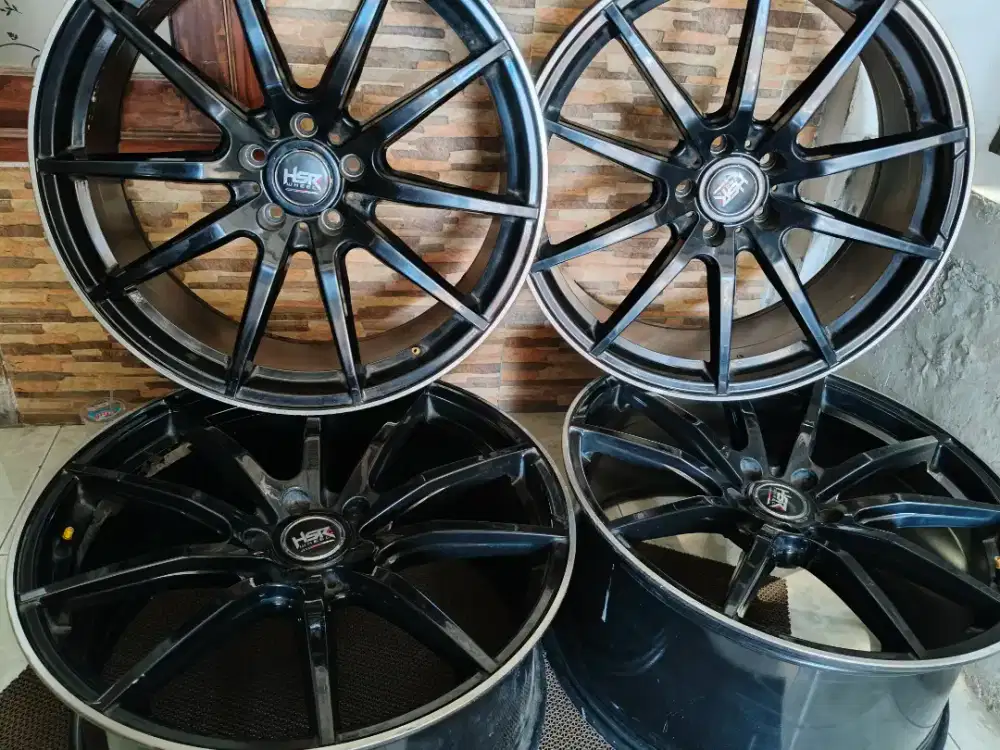 Velg HSR R20 like new