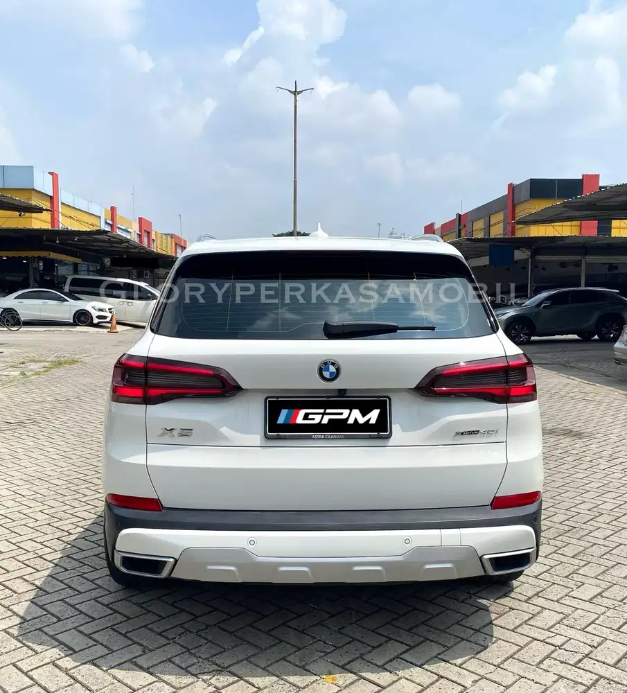 BMW X5 2021/ 2022 KM 18rb ANTIK