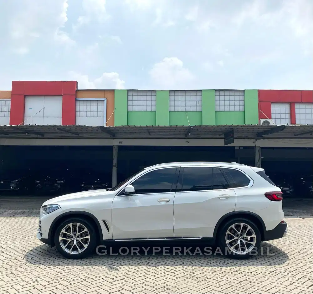 BMW X5 2021/ 2022 KM 18rb ANTIK