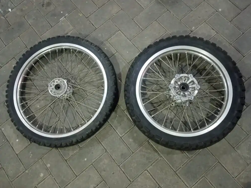 Jual Ban WR 155 2021