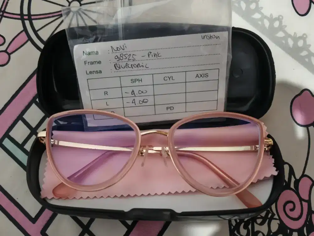 Boleh nego kacamata CatEye Pink Bluecromic -4.00