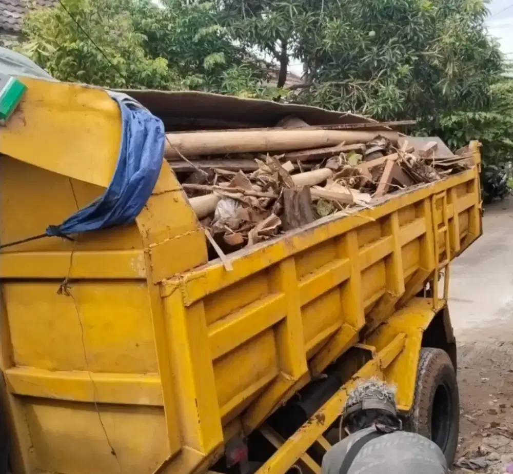 Buang puing tanah dan smph